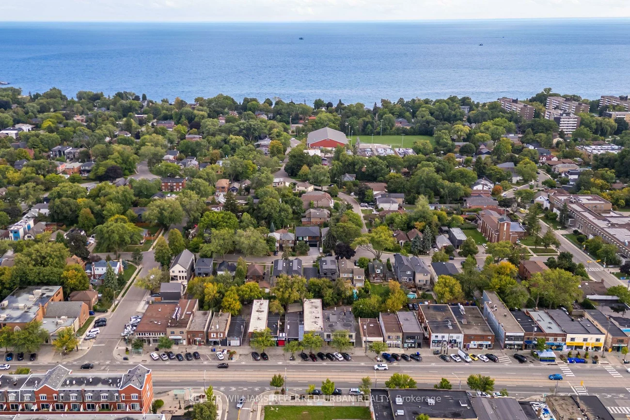 62, Ash, Long Branch, Toronto