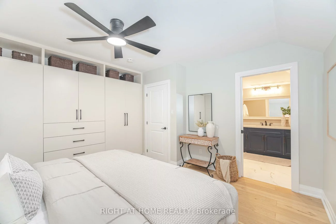 28, Forty First, Long Branch, Toronto