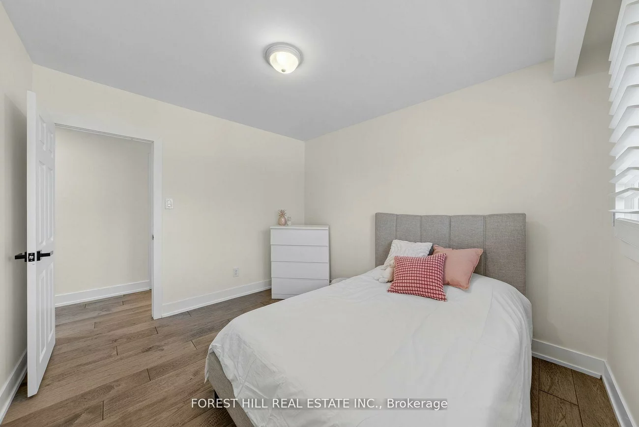 37, Cherry Post, Markland Wood, Toronto