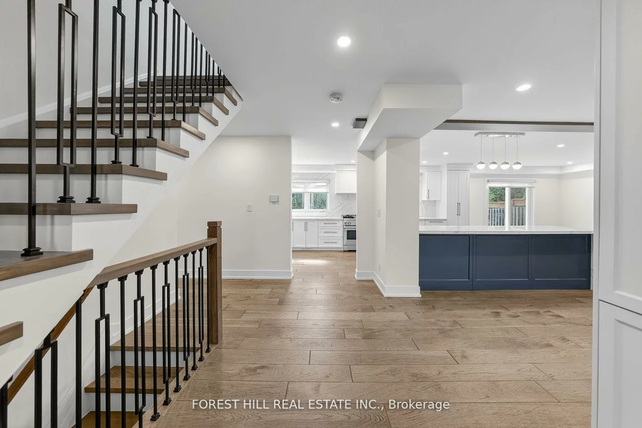 37, Cherry Post, Markland Wood, Toronto