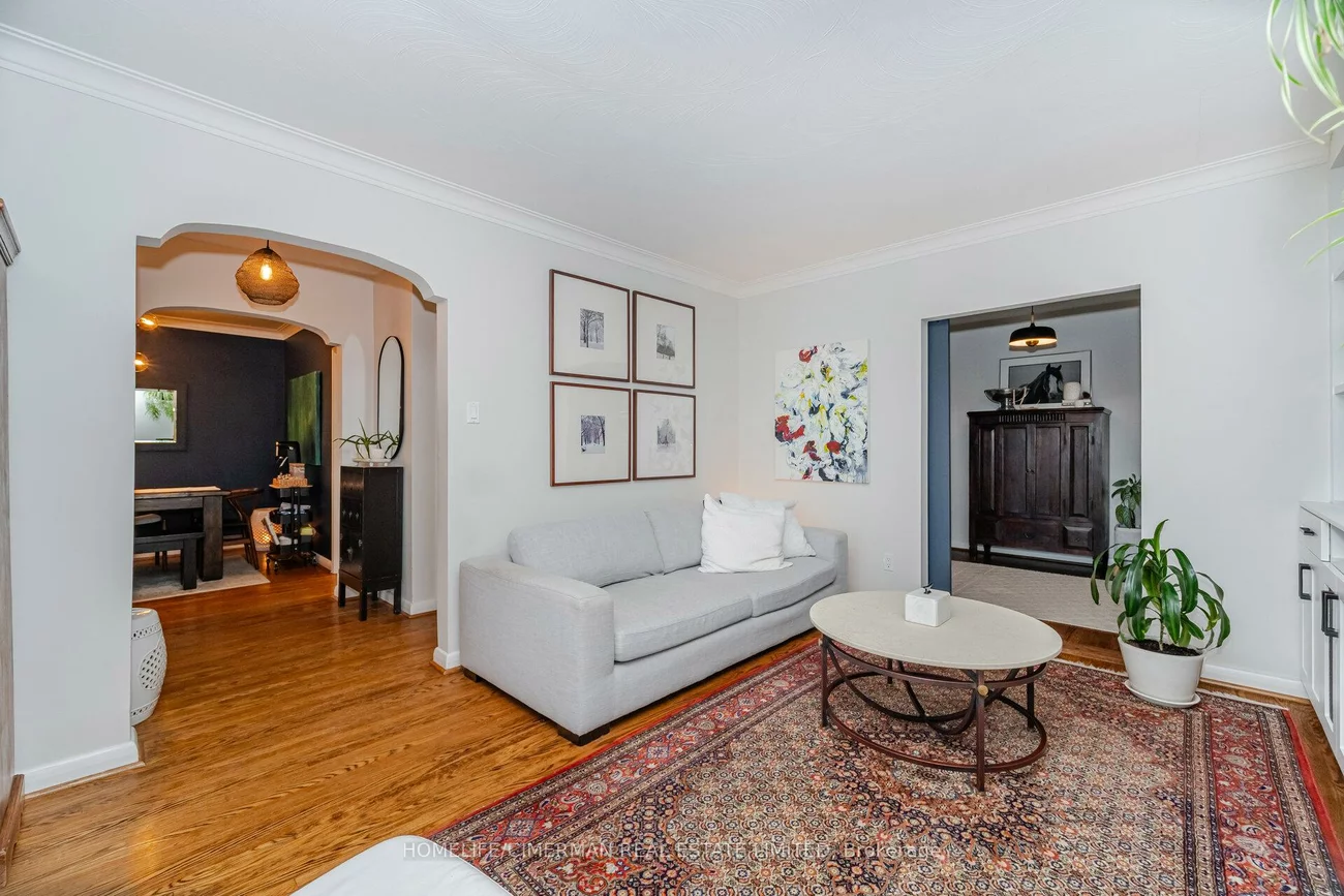 66, Mooreshead, Etobicoke West Mall, Toronto