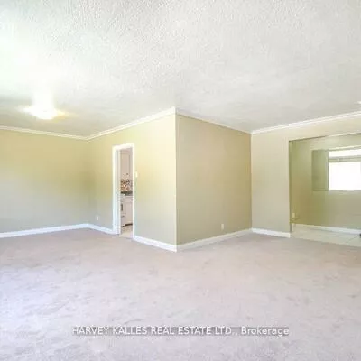 90, Trethewey, Beechborough-Greenbrook, Toronto