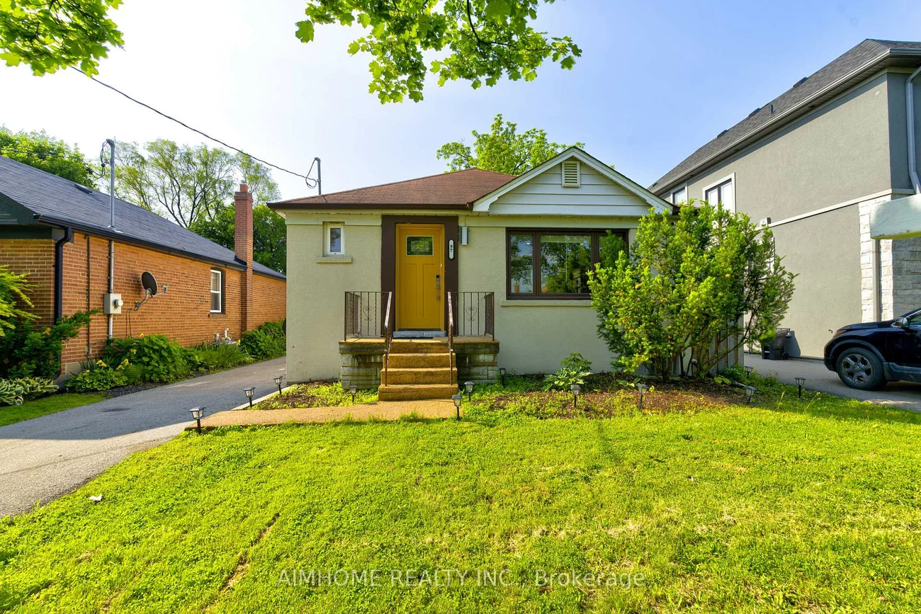 97, Edgecroft, Stonegate-Queensway, Toronto