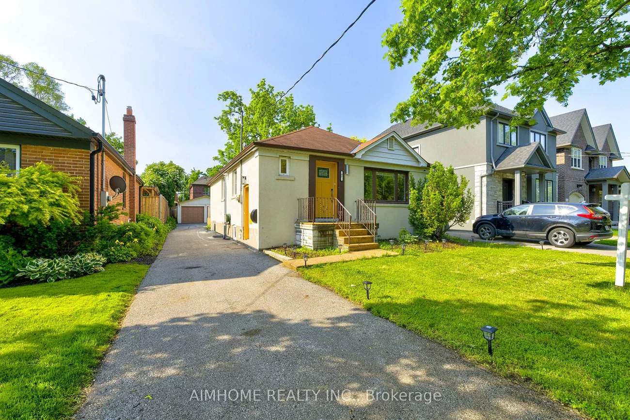 97, Edgecroft, Stonegate-Queensway, Toronto