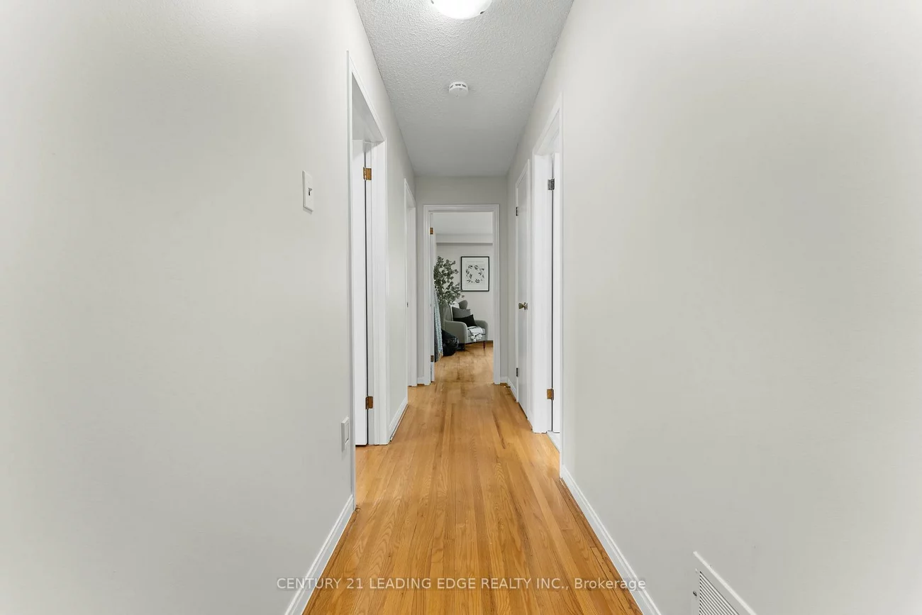 27, Murray, Downsview-Roding-CFB, Toronto