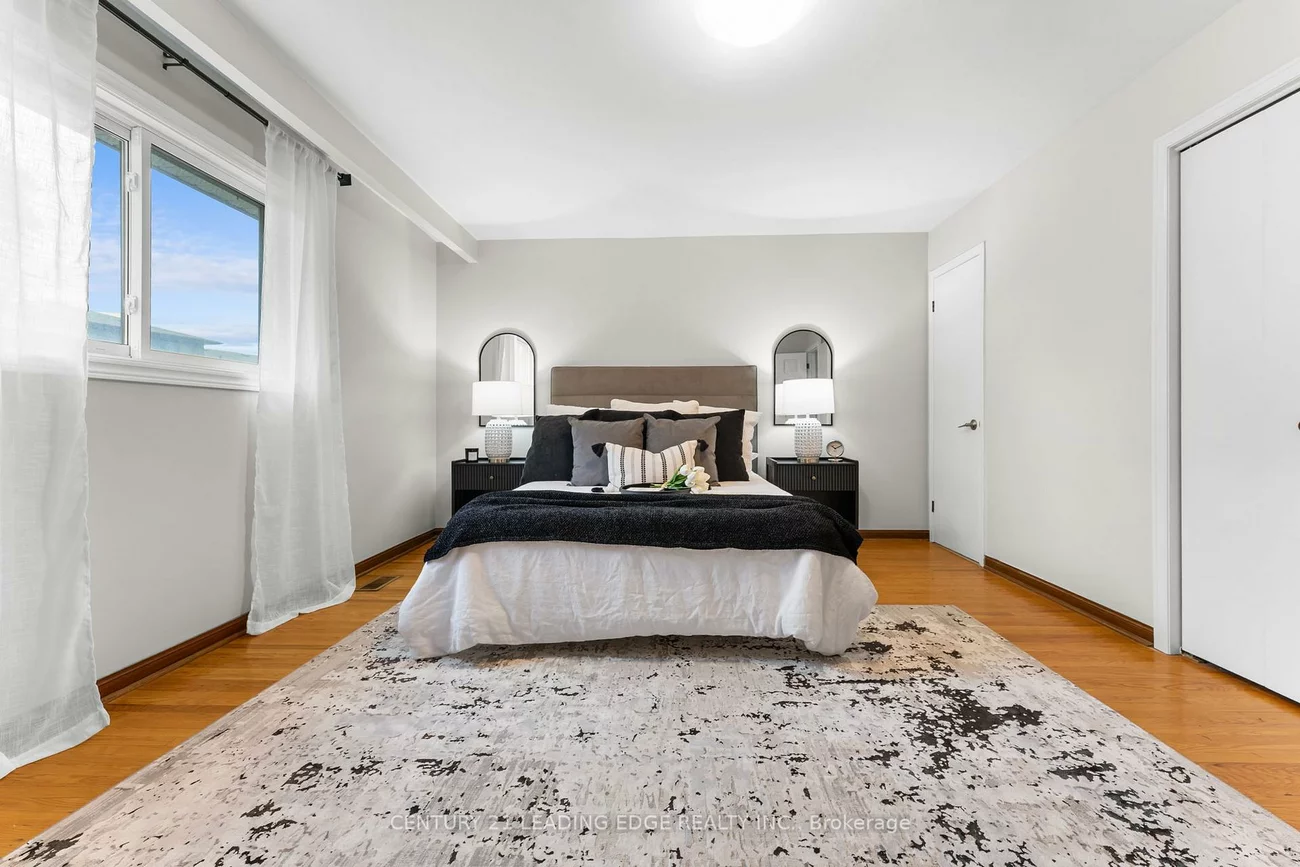 27, Murray, Downsview-Roding-CFB, Toronto