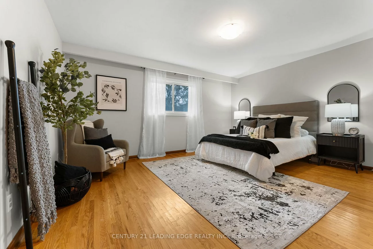 27, Murray, Downsview-Roding-CFB, Toronto