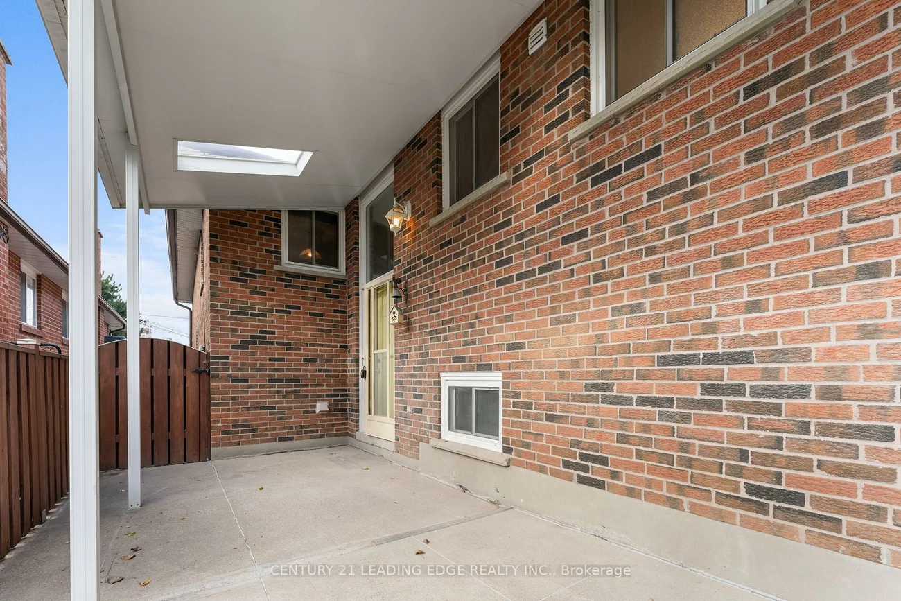 27, Murray, Downsview-Roding-CFB, Toronto
