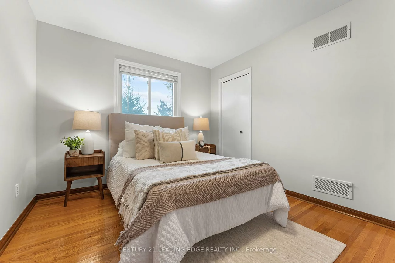 27, Murray, Downsview-Roding-CFB, Toronto