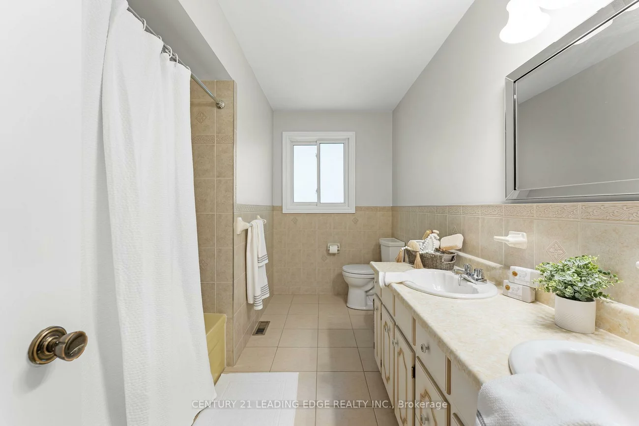 27, Murray, Downsview-Roding-CFB, Toronto