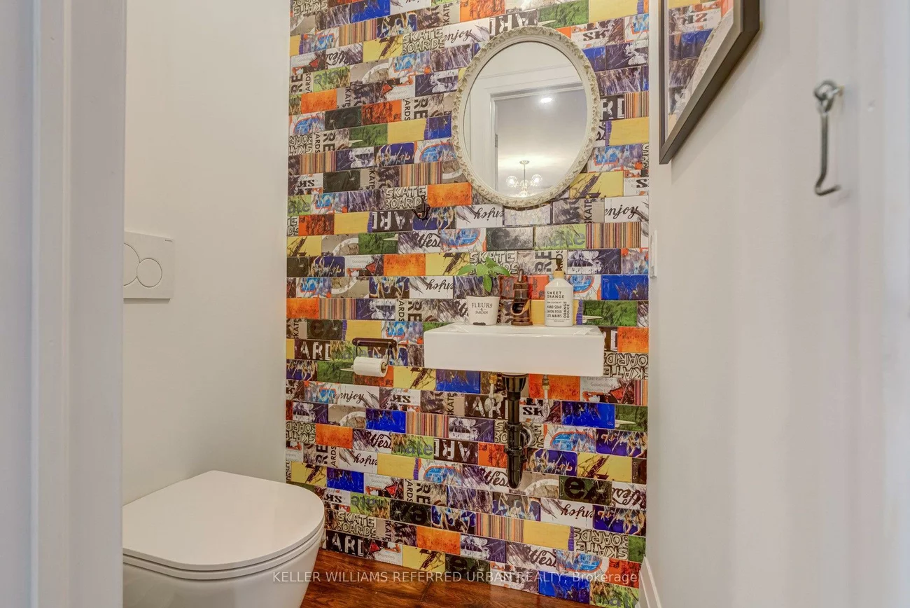 14, Meadowvale, Stonegate-Queensway, Toronto