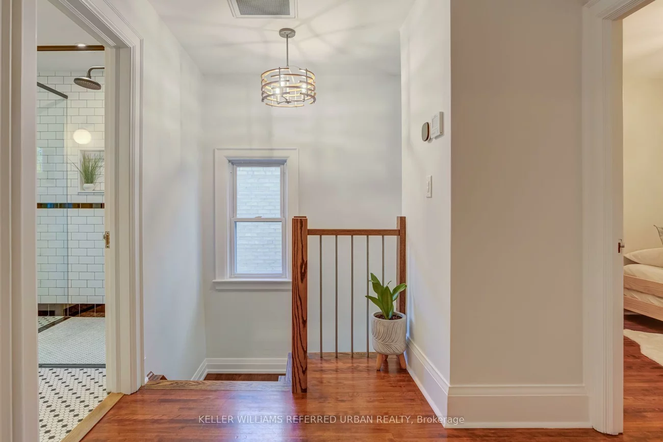 14, Meadowvale, Stonegate-Queensway, Toronto