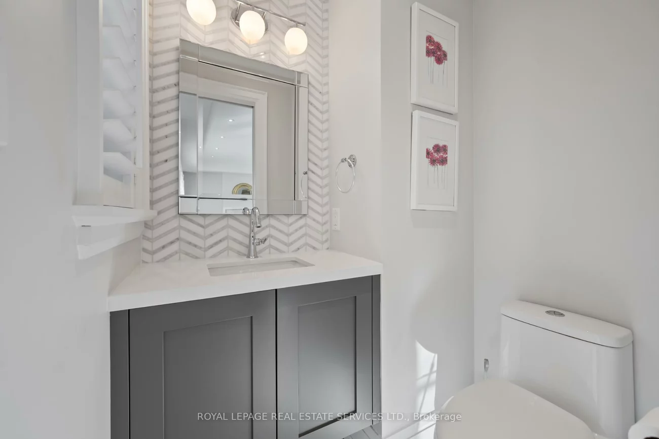 22, Fairmar, Stonegate-Queensway, Toronto