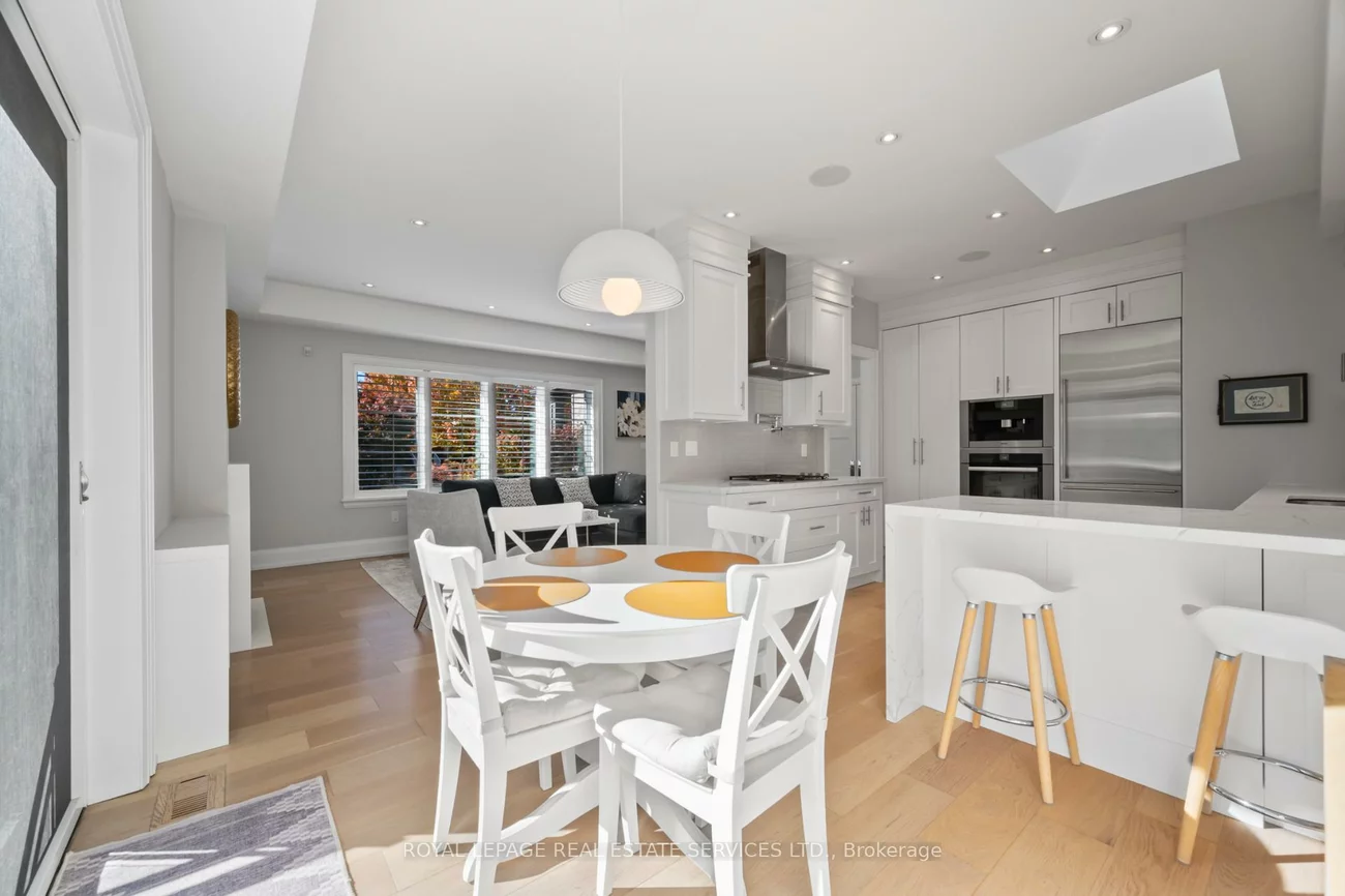 22, Fairmar, Stonegate-Queensway, Toronto