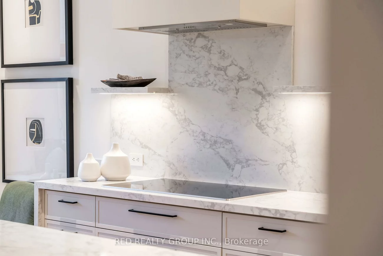 604, Ridelle, Briar Hill-Belgravia, Toronto