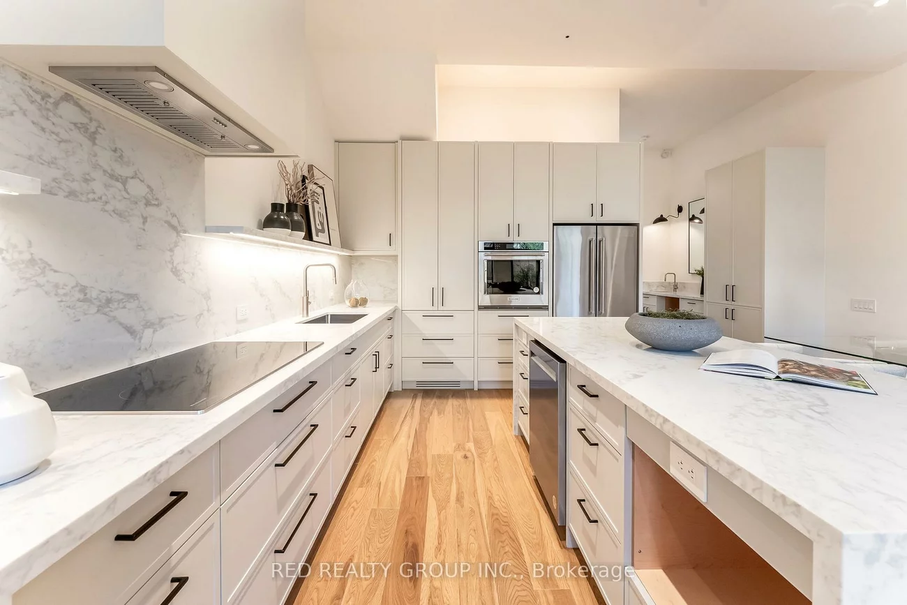 604, Ridelle, Briar Hill-Belgravia, Toronto