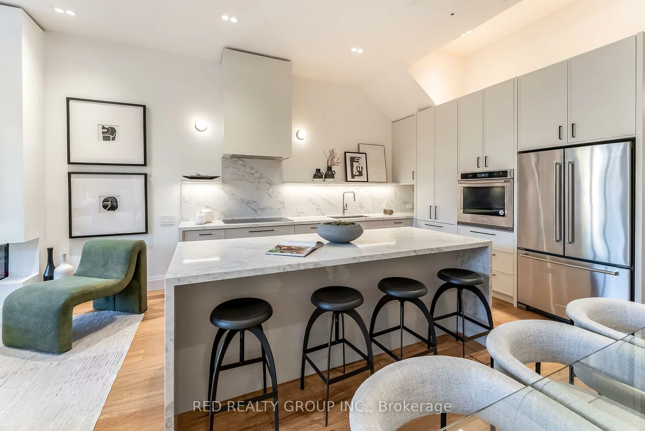 604, Ridelle, Briar Hill-Belgravia, Toronto