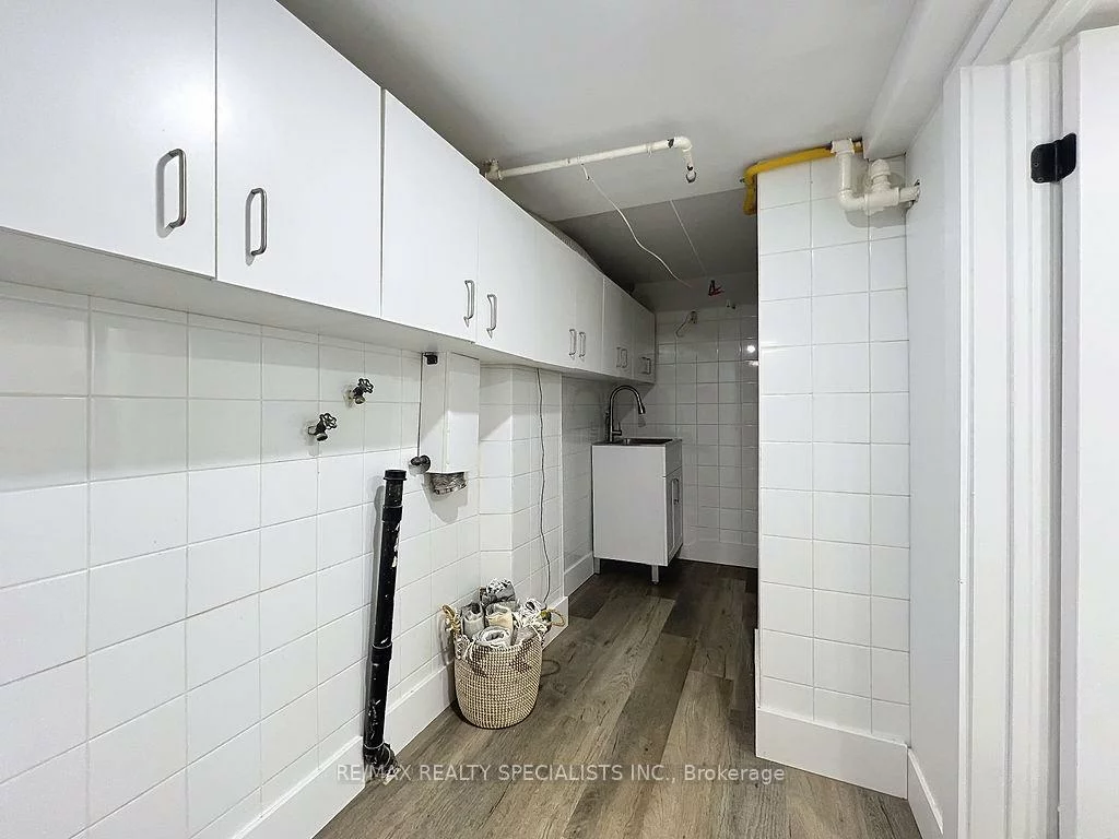 169, Lappin, Dovercourt-Wallace Emerson-Junction, Toronto