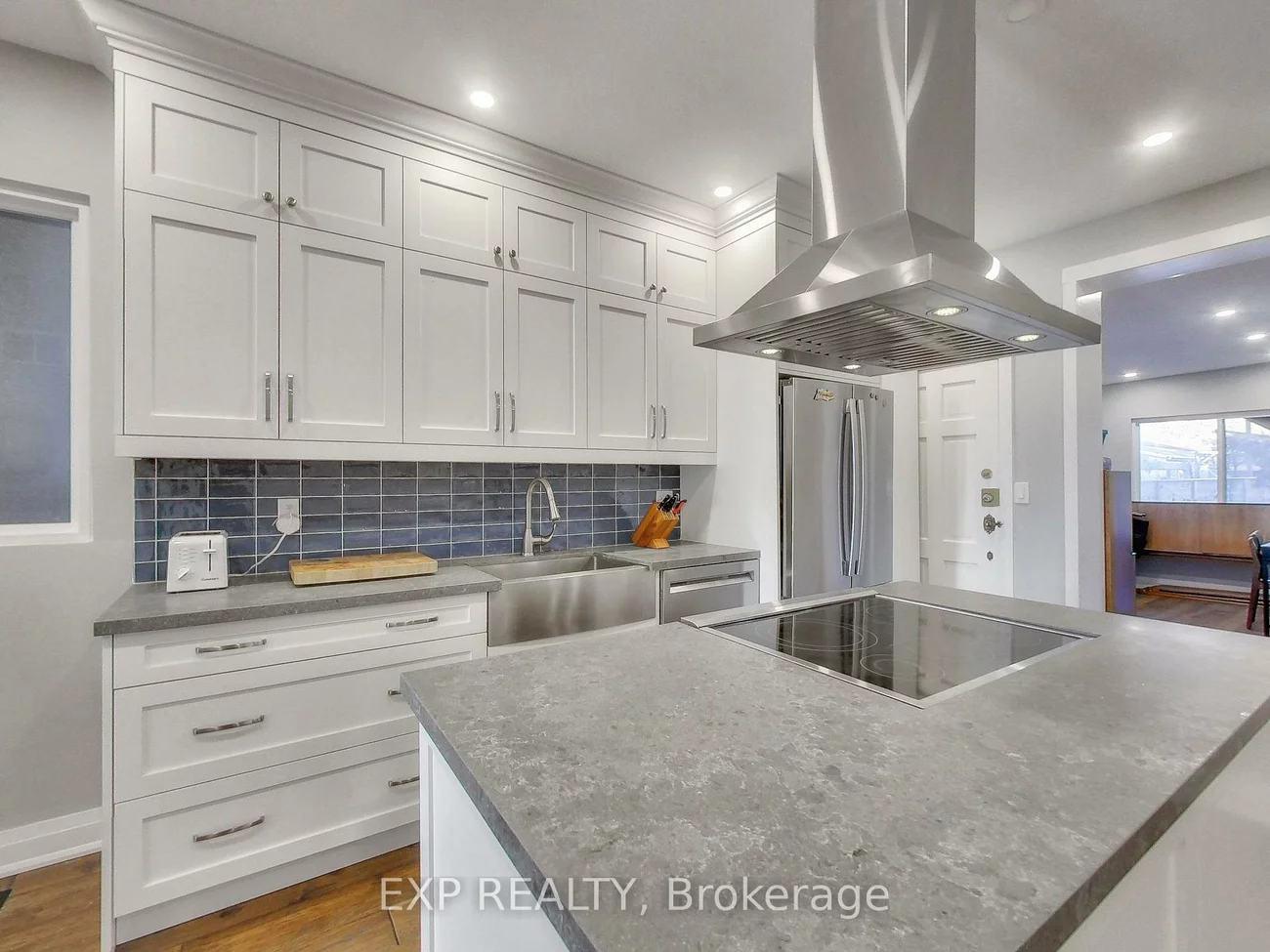 29, Cloverdale, Weston-Pellam Park, Toronto