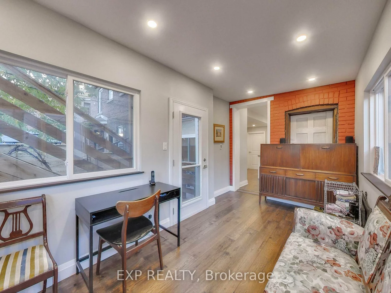 29, Cloverdale, Weston-Pellam Park, Toronto