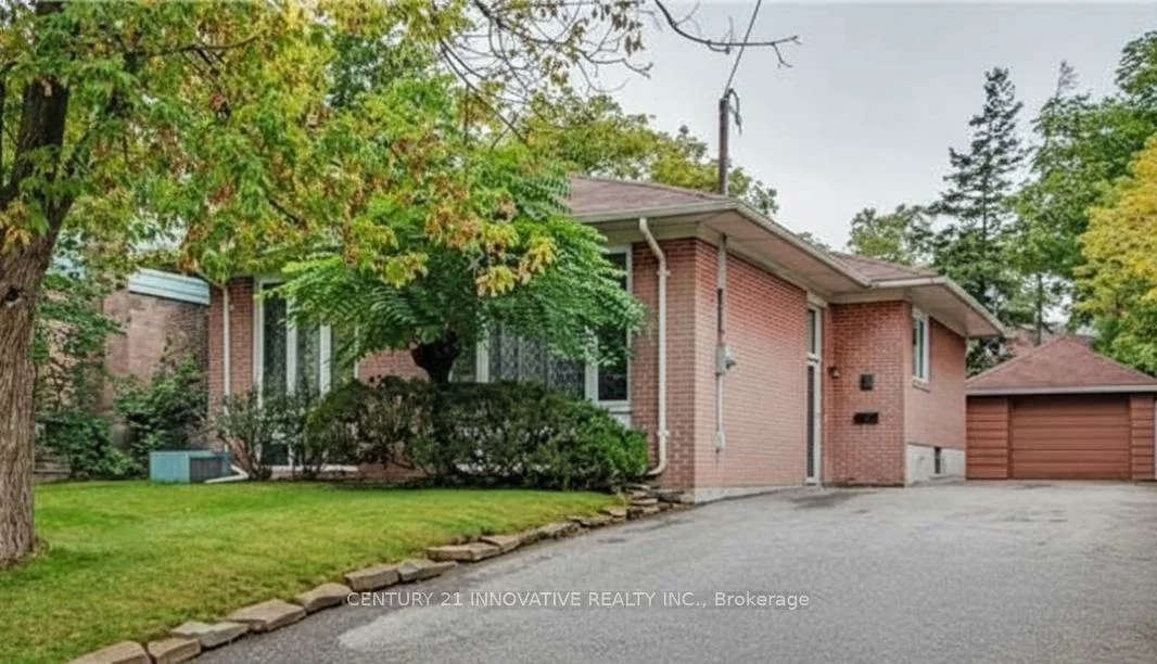 4, Hallow, Rexdale-Kipling, Toronto