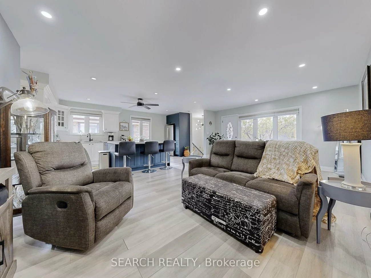 567, Roding, Downsview-Roding-CFB, Toronto