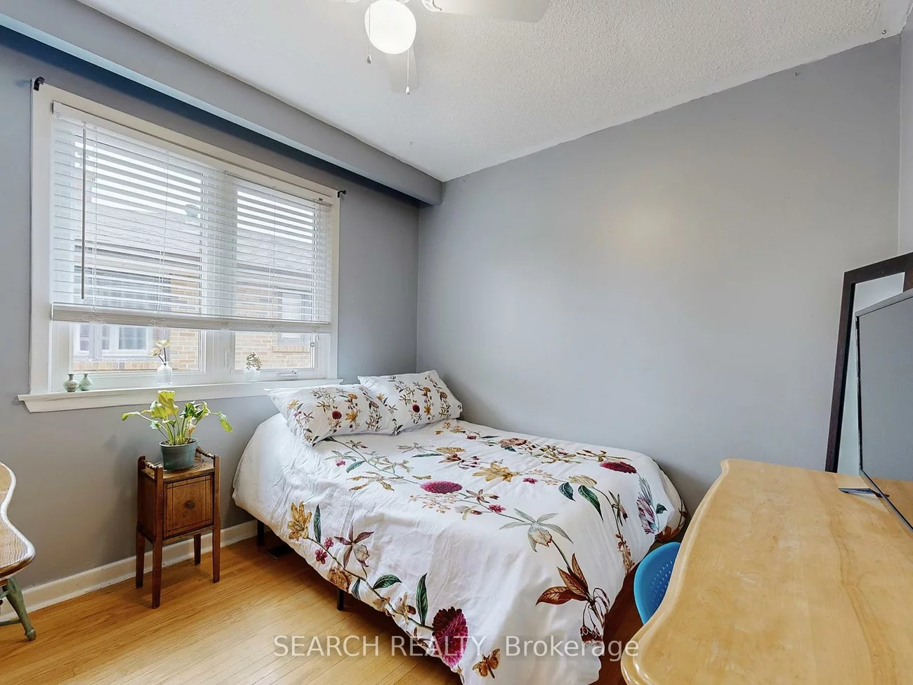 567, Roding, Downsview-Roding-CFB, Toronto