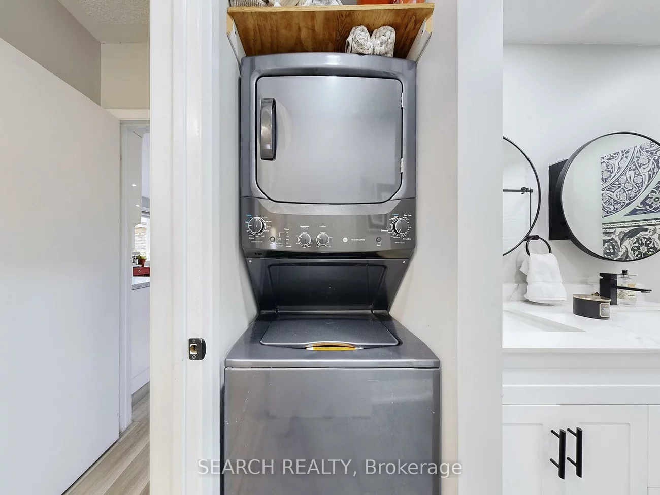 567, Roding, Downsview-Roding-CFB, Toronto