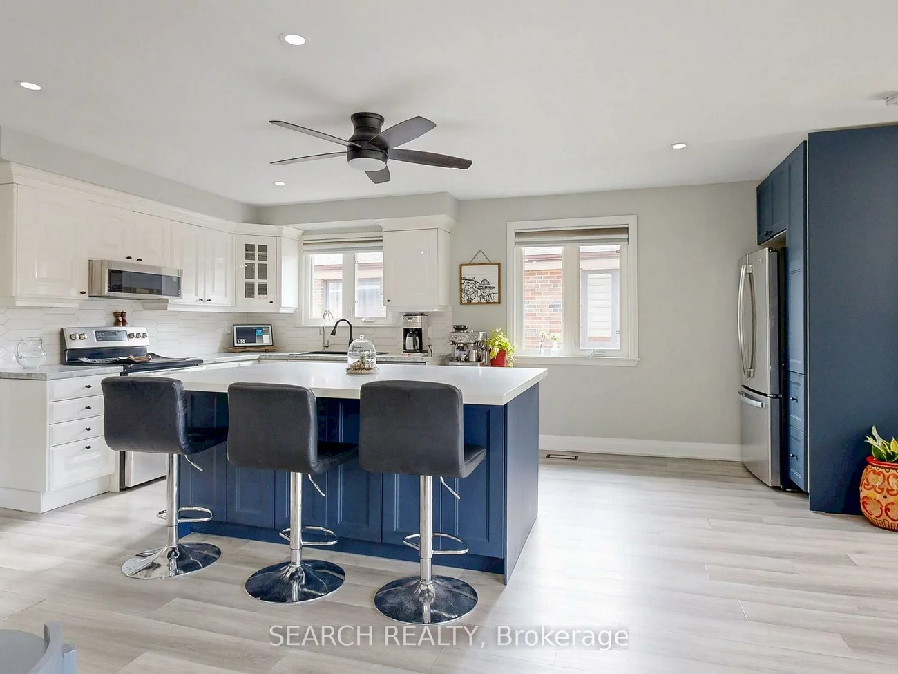 567, Roding, Downsview-Roding-CFB, Toronto