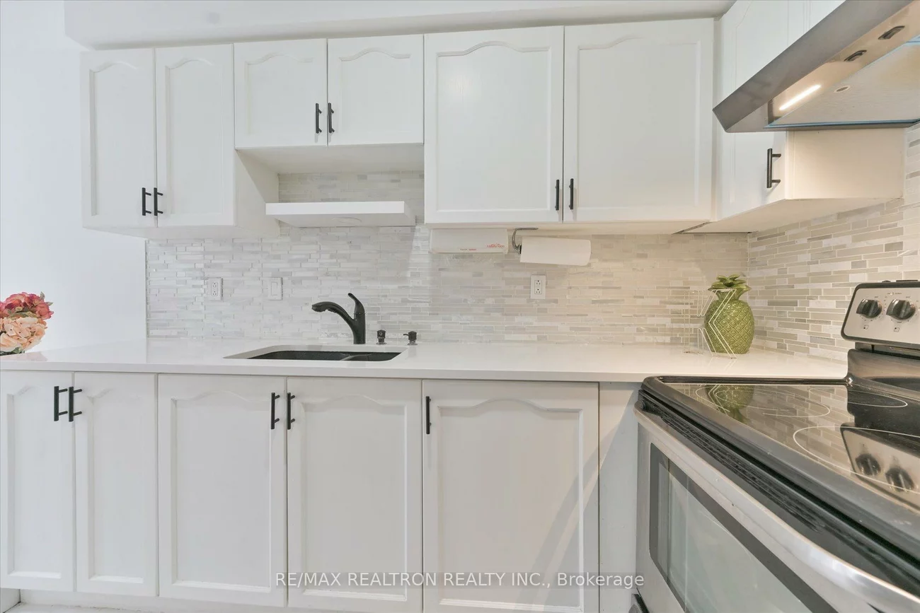 7, Via Cassia, Brookhaven-Amesbury, Toronto