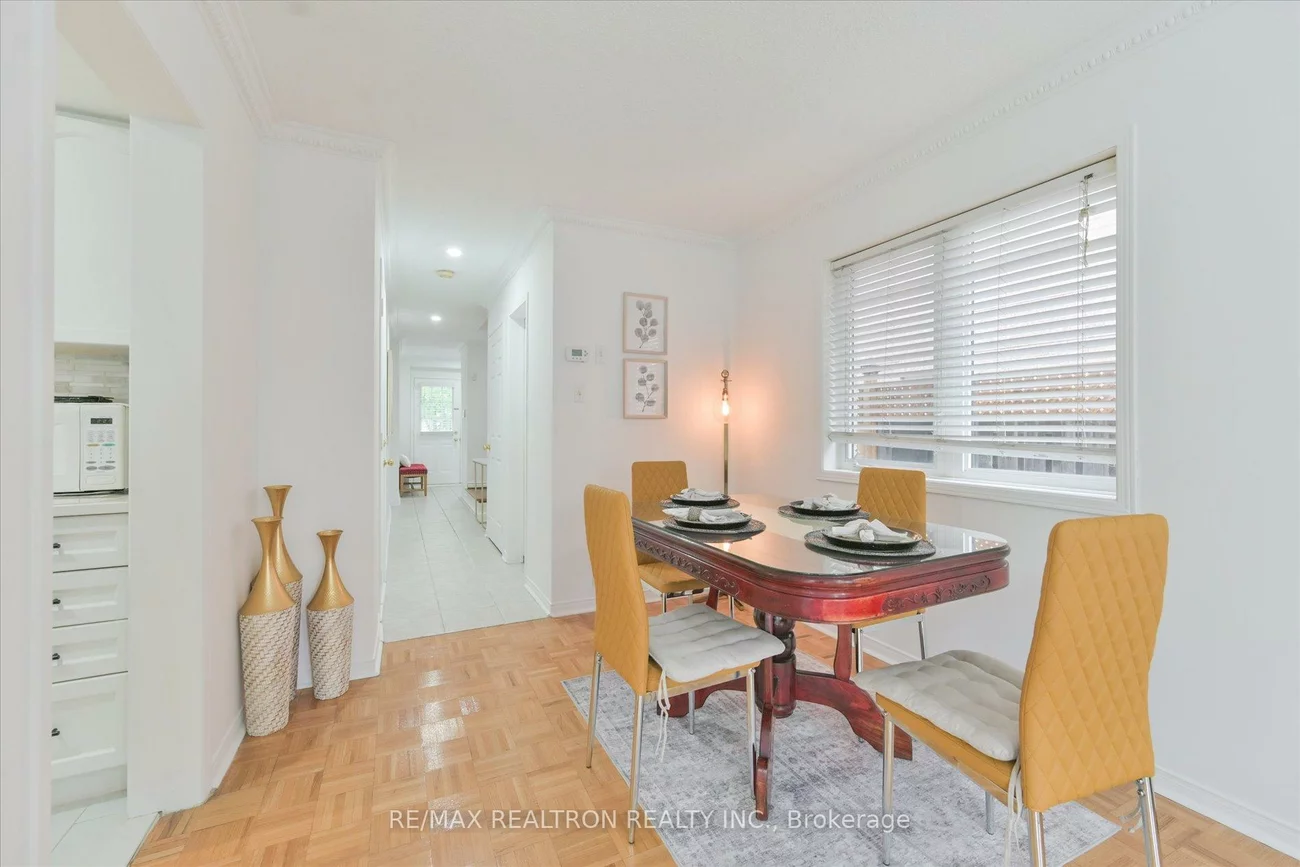 7, Via Cassia, Brookhaven-Amesbury, Toronto