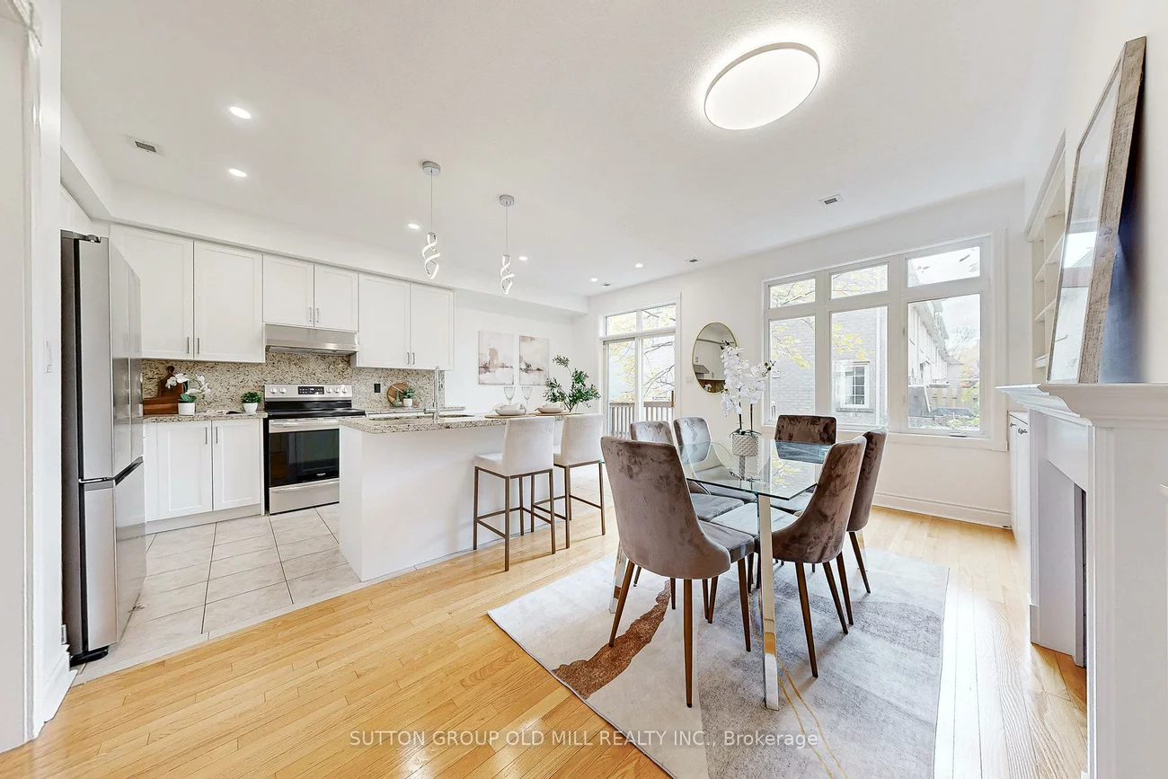 29, Yachters, Mimico, Toronto