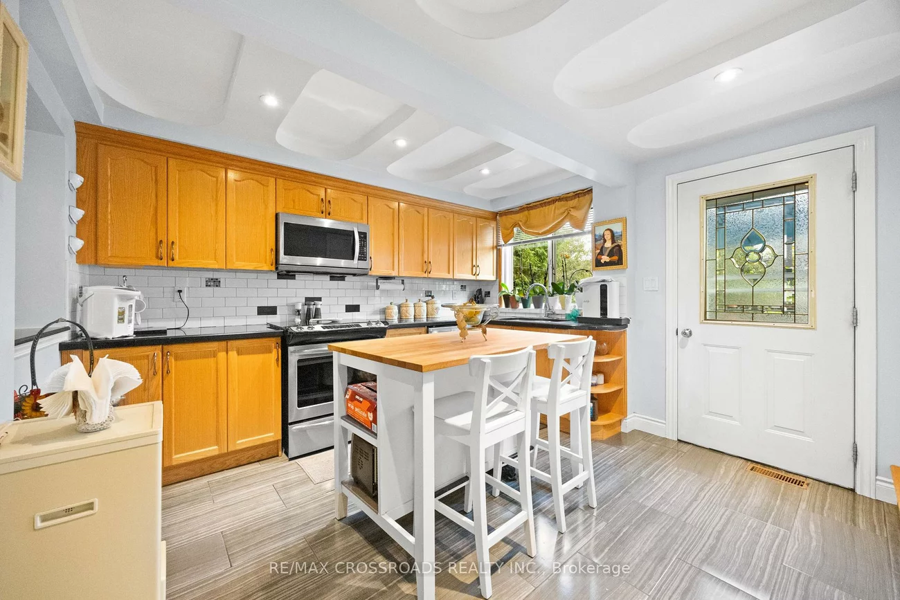 13, Homeview, Rockcliffe-Smythe, Toronto