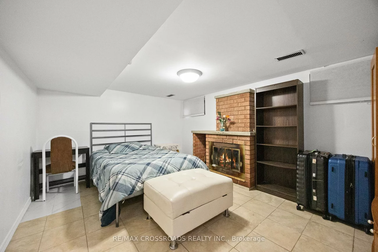 13, Homeview, Rockcliffe-Smythe, Toronto