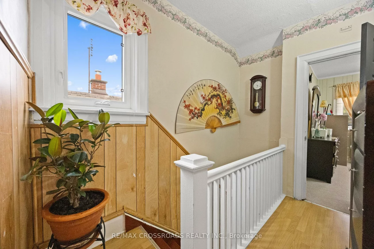 13, Homeview, Rockcliffe-Smythe, Toronto