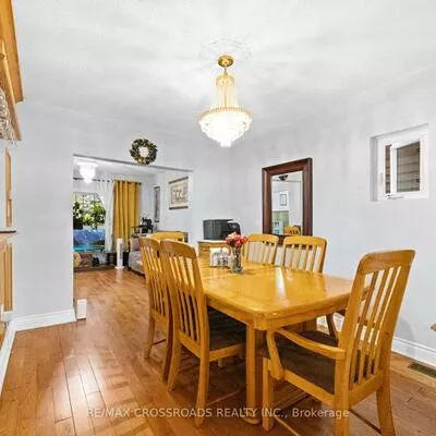 13, Homeview, Rockcliffe-Smythe, Toronto