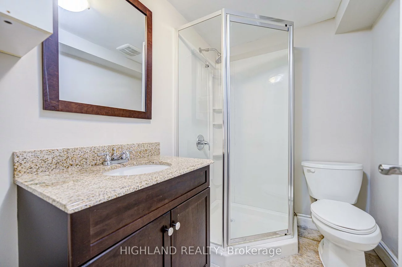 38, Esmond, Elms-Old Rexdale, Toronto