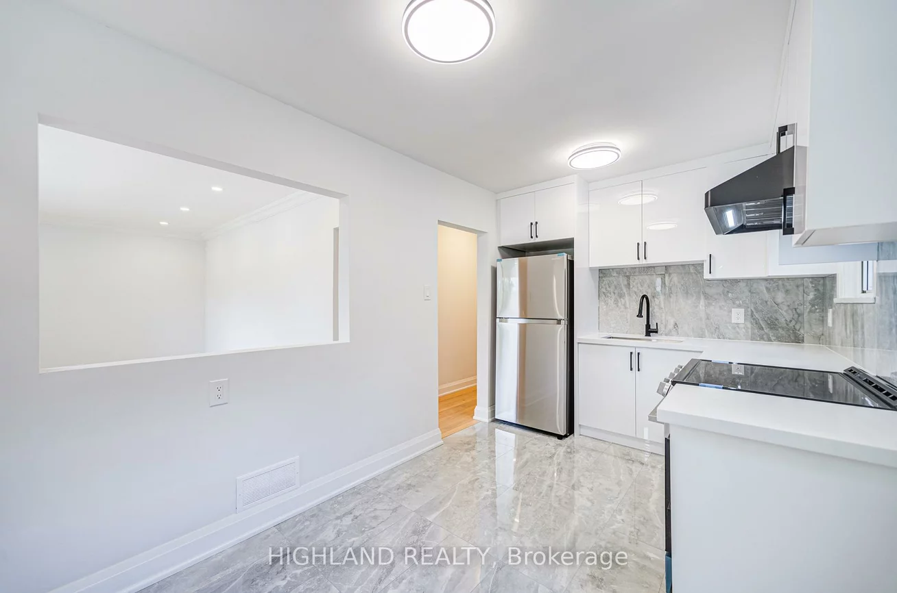 38, Esmond, Elms-Old Rexdale, Toronto