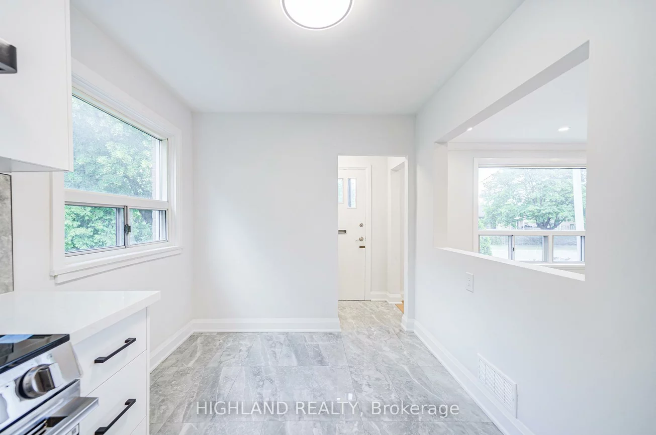 38, Esmond, Elms-Old Rexdale, Toronto