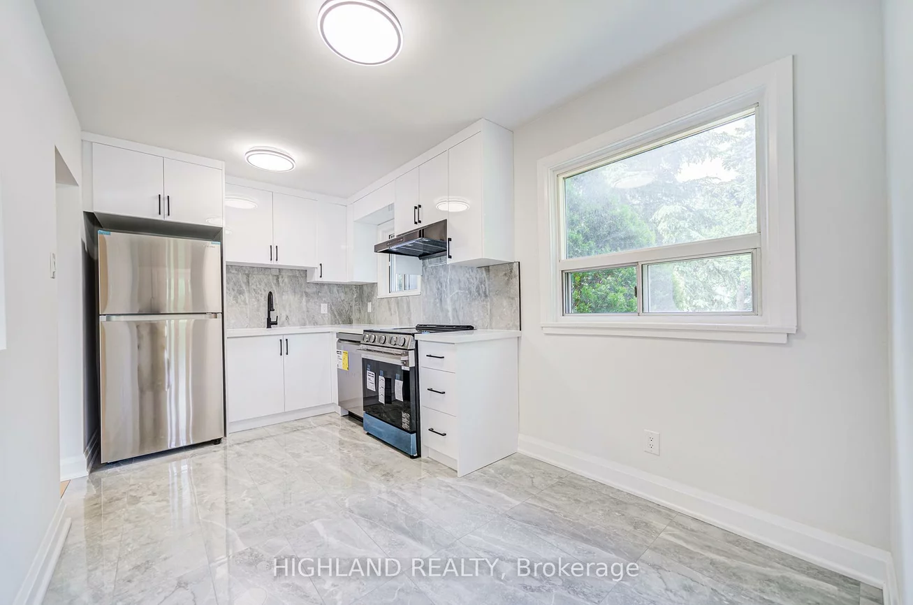 38, Esmond, Elms-Old Rexdale, Toronto