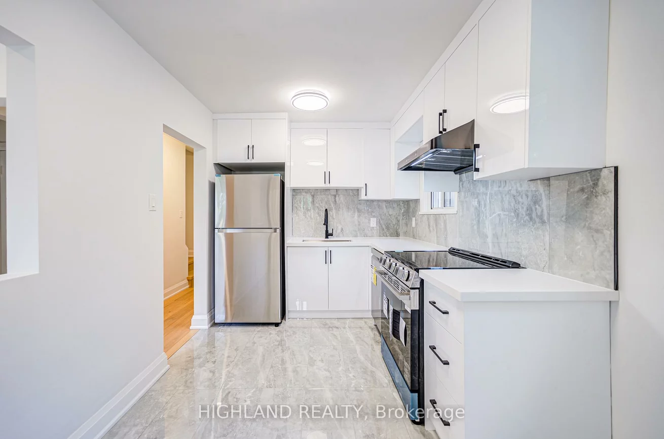 38, Esmond, Elms-Old Rexdale, Toronto