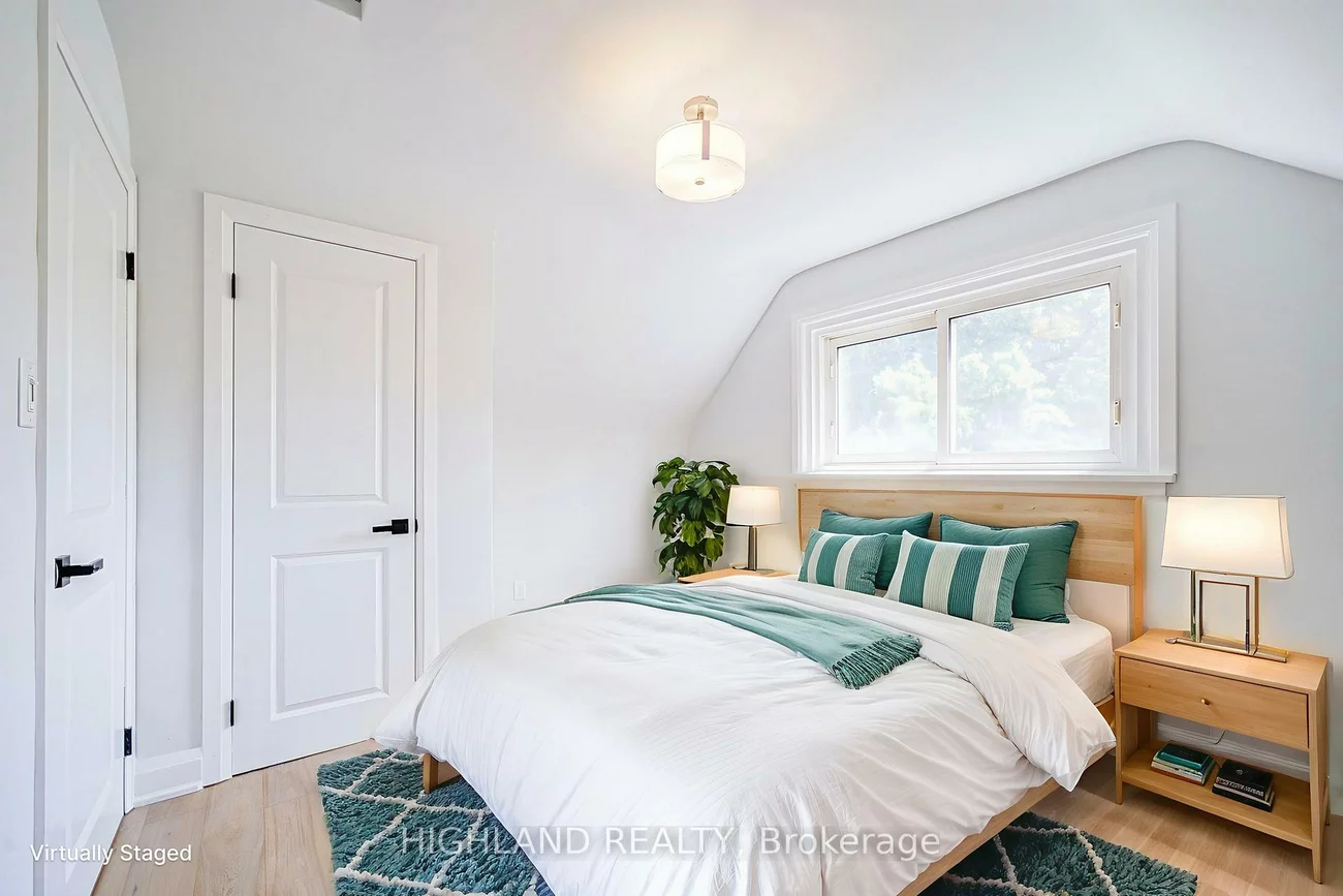 38, Esmond, Elms-Old Rexdale, Toronto