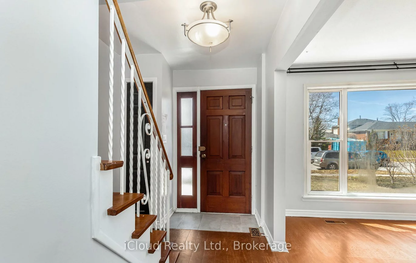 95, Willowridge, Willowridge-Martingrove-Richview, Toronto