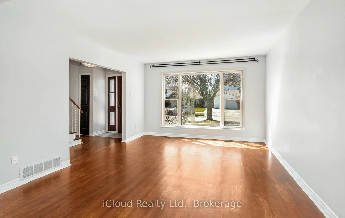 95, Willowridge, Willowridge-Martingrove-Richview, Toronto