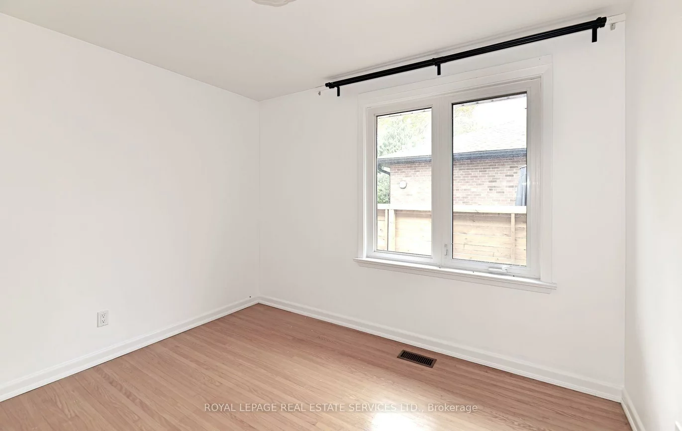 3, Kellogg, Stonegate-Queensway, Toronto