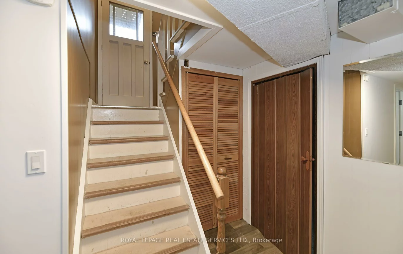 3, Kellogg, Stonegate-Queensway, Toronto