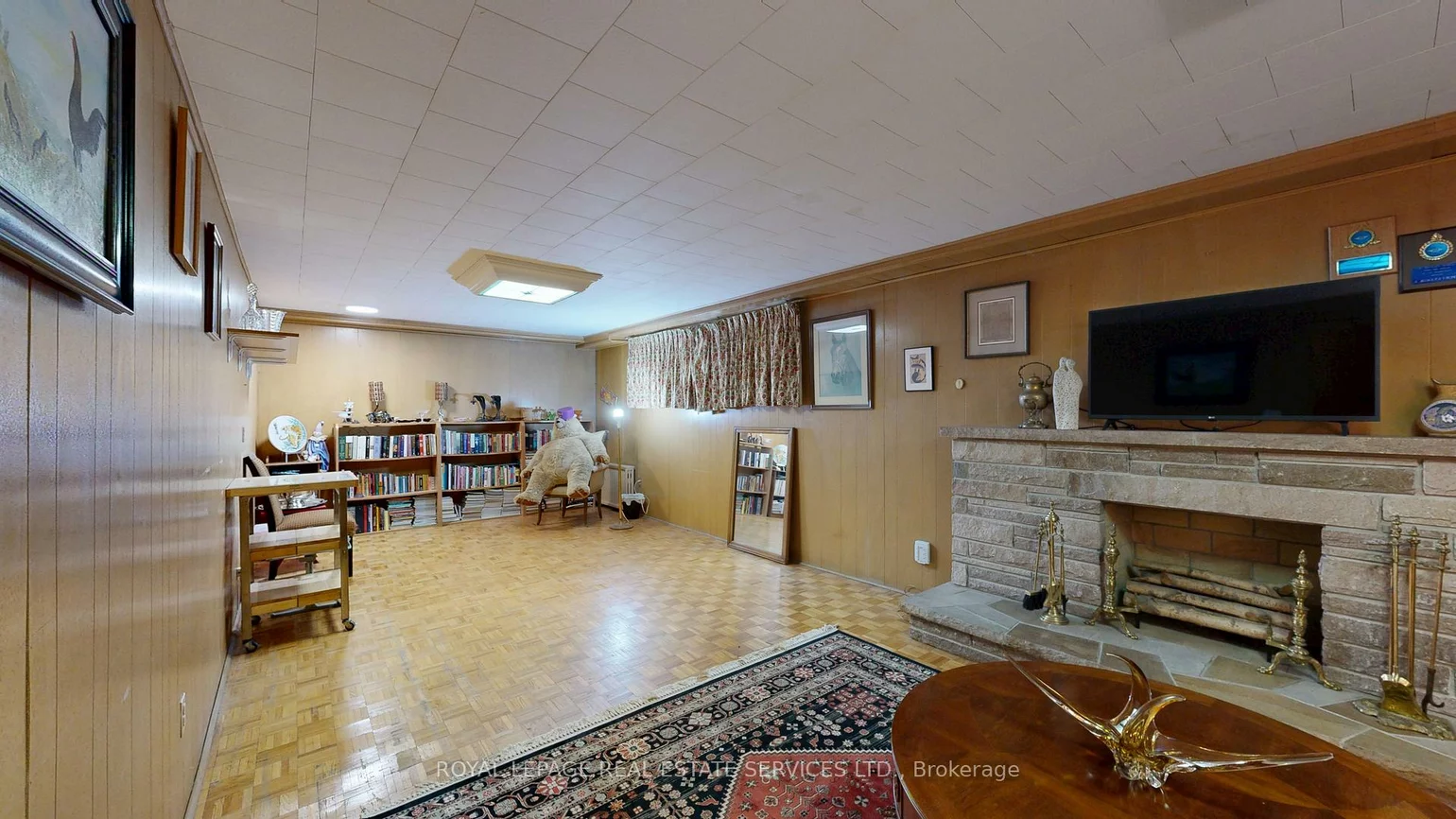 15, Cosmo, Stonegate-Queensway, Toronto