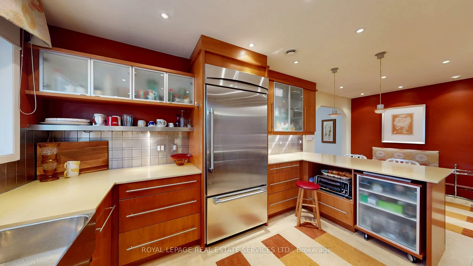 15, Cosmo, Stonegate-Queensway, Toronto