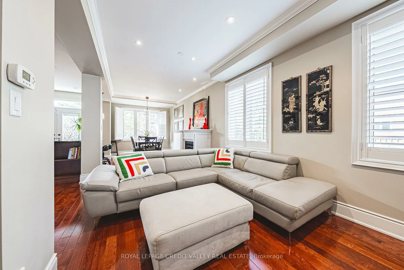 36, Lunness, Alderwood, Toronto