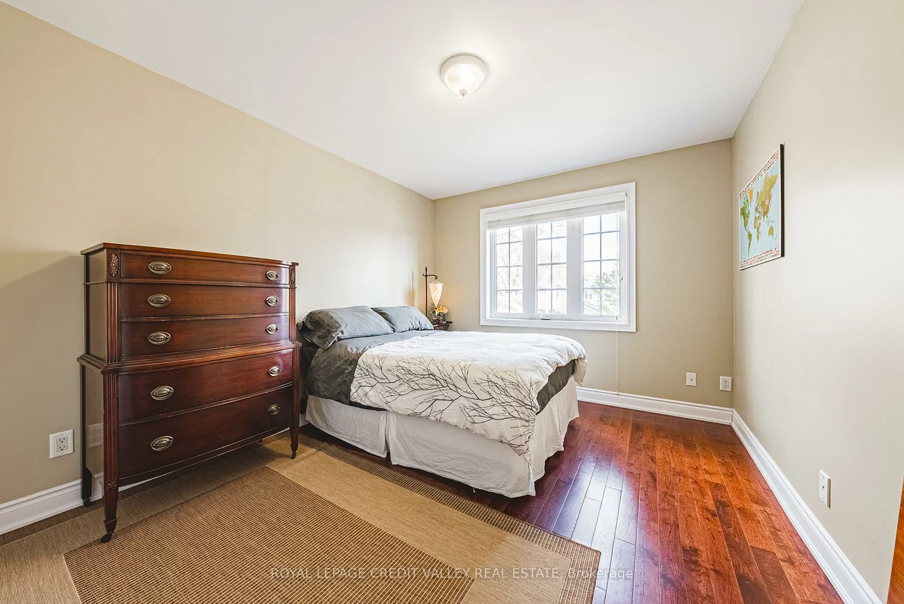 36, Lunness, Alderwood, Toronto